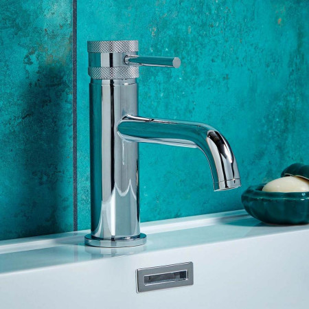 NU-001 Scudo Core Mono Basin Mixer in Chrome Lifestyle