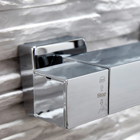 SK500 Scudo Elliot Square Chrome Rigid Riser Shower Lifestyle