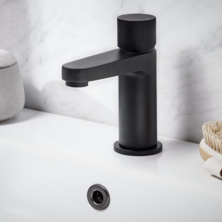 KO-002 Scudo Koko Black Mono Basin Mixer Lifestyle