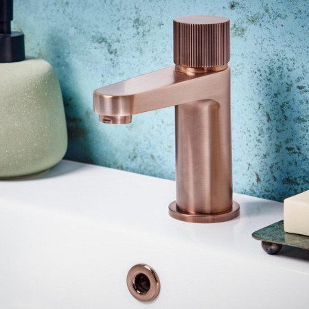 KO-032 Scudo Koko Brushed Bronze Mono Basin Mixer Lifestyle