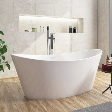 TAP240 Scudo Muro Freestanding Bath Shower Mixer in Chrome Lifestyle