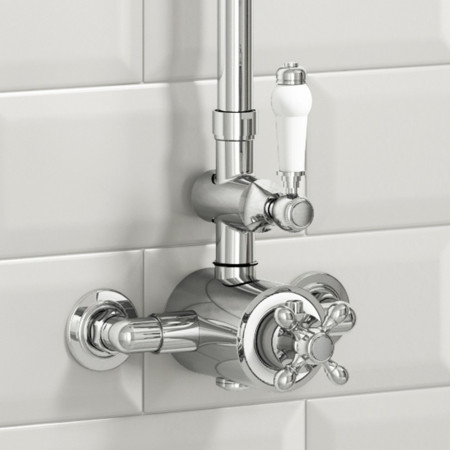 OUT003 Scudo Traditional Outlet Elbow in Chrome (2)