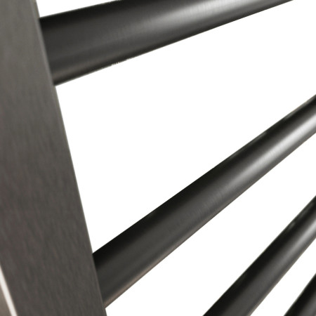 VI-12-50-GM Scudo Vibe 1200 x 500mm Towel Radiator in Gunmetal Bar Detail
