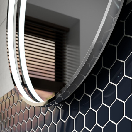 SE30091C0 Sensio Aspect Round 600mm Chrome LED Bathroom Mirror Lifestyle