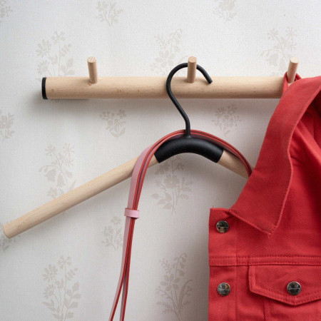 BB1705 Smedbo Beslagsboden Beech and Black Five Hook Rack Lifestyle