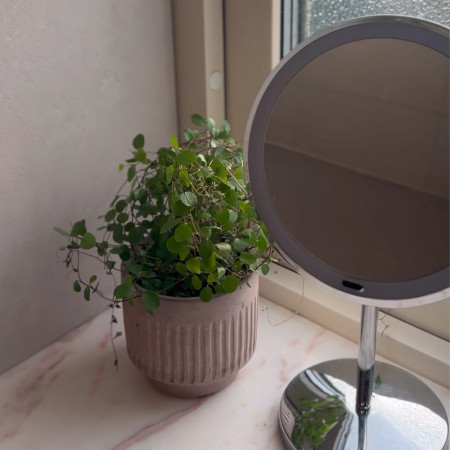 Z625 Smedbo Beslagsboden Chrome Freestanding LED Make Up Mirror Lifestyle