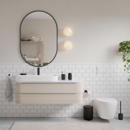 BB563 Smedbo Beslagsboden Wave Freestanding Black Toilet Brush and Holder Lifestyle