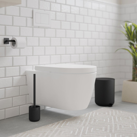 BB563 Smedbo Beslagsboden Wave Freestanding Black Toilet Brush and Holder Close Up
