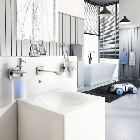 RK369 Smedbo House Glass Soap Dispenser Lifestyle