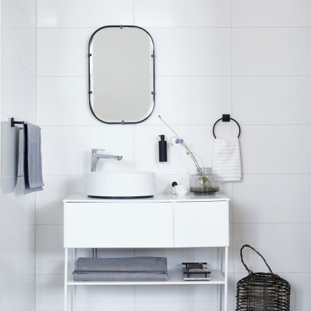 RB3464 Smedbo House Single Towel Rail in Black Bathroom Setting