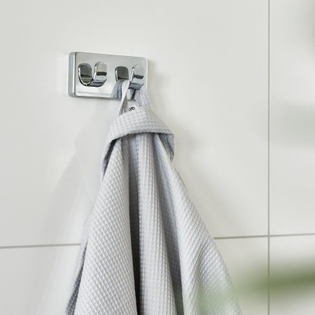 OK356 Smedbo Ice Double Towel Hook Lifestyle