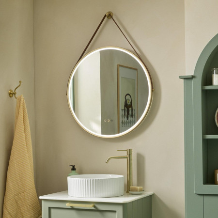 ALM80CBR Tavistock Alderbury Circular 800mm Brushed Brass Illuminated Bathroom Mirror Bathroom Setting