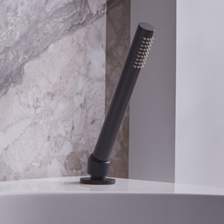 T221503 Tavistock Black Round Bath Deck Mounted Shower Handset Kit (2)