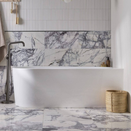 DC17038 Tavistock Cadence 1500 x 800mm Right Hand Corner Bath Lifestyle