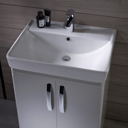 CM600FW Tavistock Compass 600mm Freestanding Vanity Unit with Basin Gloss White (3)