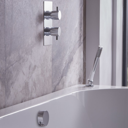 SQT1617 Tavistock Quantum Chrome Dual Function Bath Filler and Handset (2)