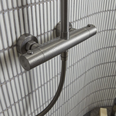 SQT1514 Tavistock Quantum Gunmetal Thermostatic Dual Function Bar Shower Valve Details