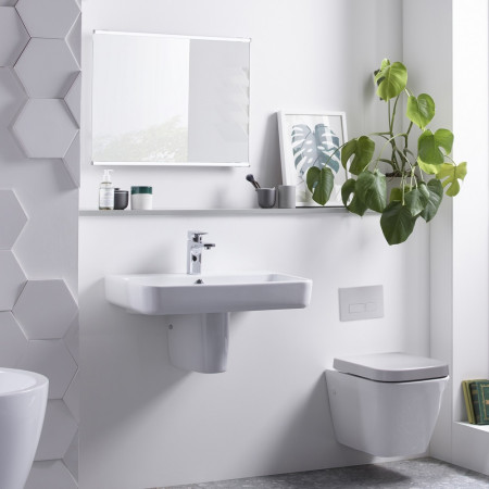 TS451SSF Tavistock Structure Slimline Soft Closing Toilet Seat (3)