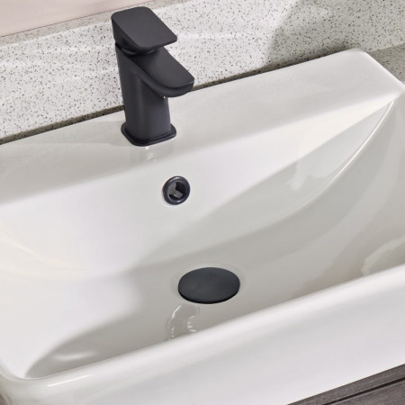 WASTE25 Tavistock Universal Black Clicker Basin Waste (2)