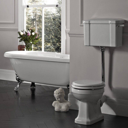 PL850S/CL850S/LLK850S Tavistock Vitoria Low Level Pan with Cistern with White Seat