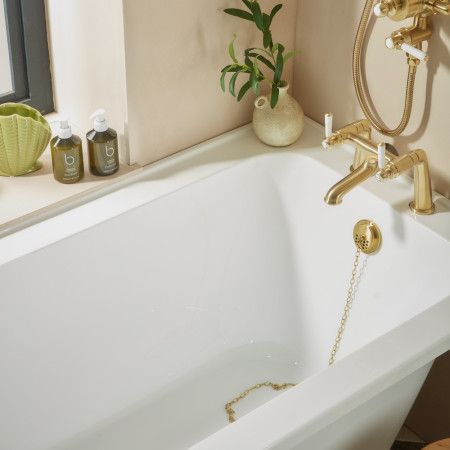 DC17015 Tavistock Vitoria Right Hand Corner Shower Bath with Brushed Brass Tap & Waste