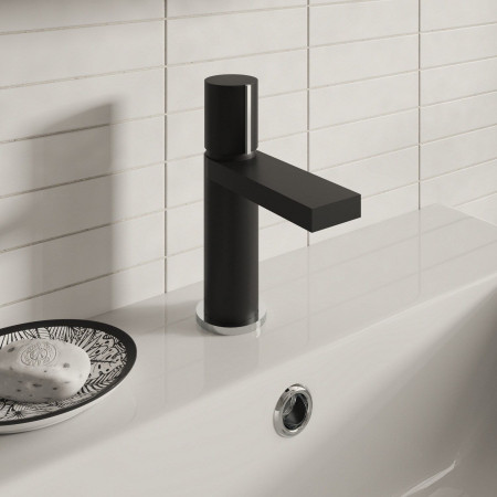 VAOBT1K Vantara Orbit Mono Basin Mixer with Waste in Black Lifestyle