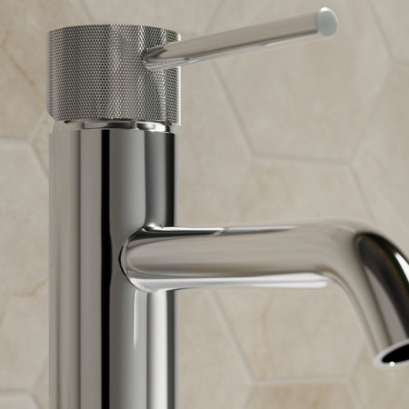 VACMT01C Vantara Comet Mini Mono Basin Mixer with Waste in Chrome Textured Handle Close Up