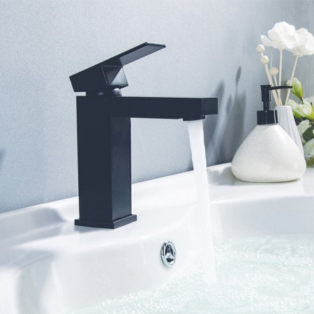 TT922 Trisen Kawa Black Mono Basin Mixer Lifestyle