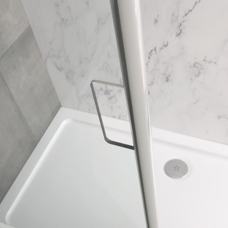 58.833 Valliant Chrome 1000mm Wetroom Panel with Hand Hold Close Up Detail
