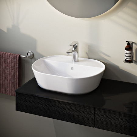 7428B003-0001 VitrA Geo 1TH 550mm Oval Countertop Basin Bathroom Setting