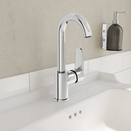 A42754EXP VitrA Root Round Chrome Swivel Spout Basin Mixer Lifestyle